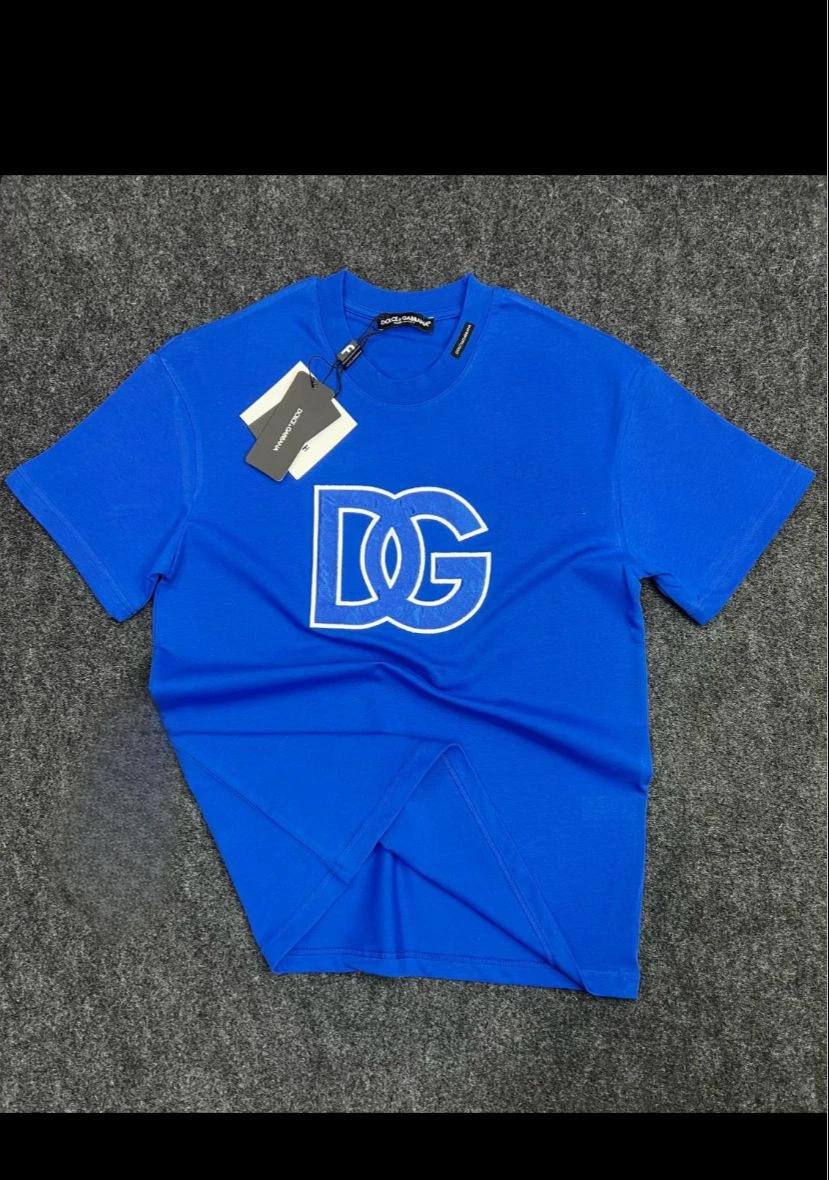Round neck T-shirt